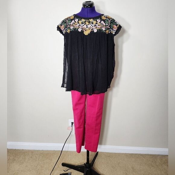 Anthropologie    - Picture 5 of 10